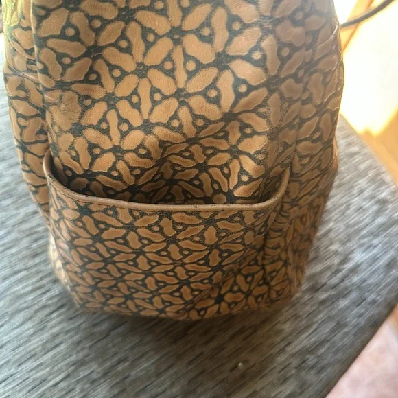 Beautiful flower print leather bag - Picture 6 of 10